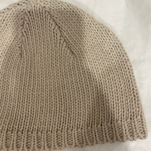 The open product / open yy hat - Picture 2 of 2